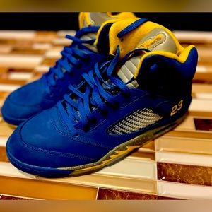 Air Jordan 5 Retro 'Laney' Size 13 VNDS!